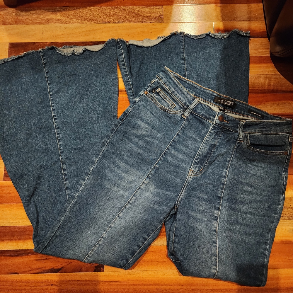 Judy Blue Distressed Hem Flare Jeans